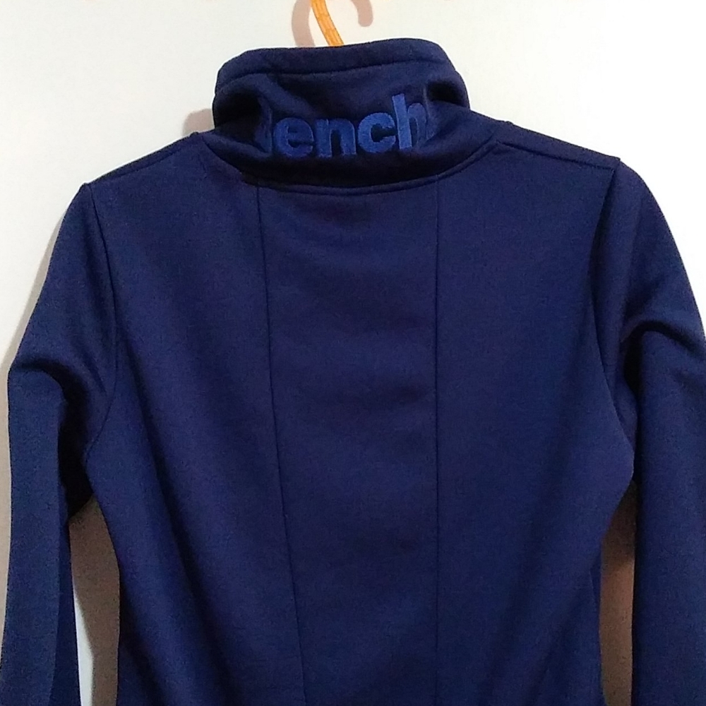 Bench sweater - Picture 2 of 3
